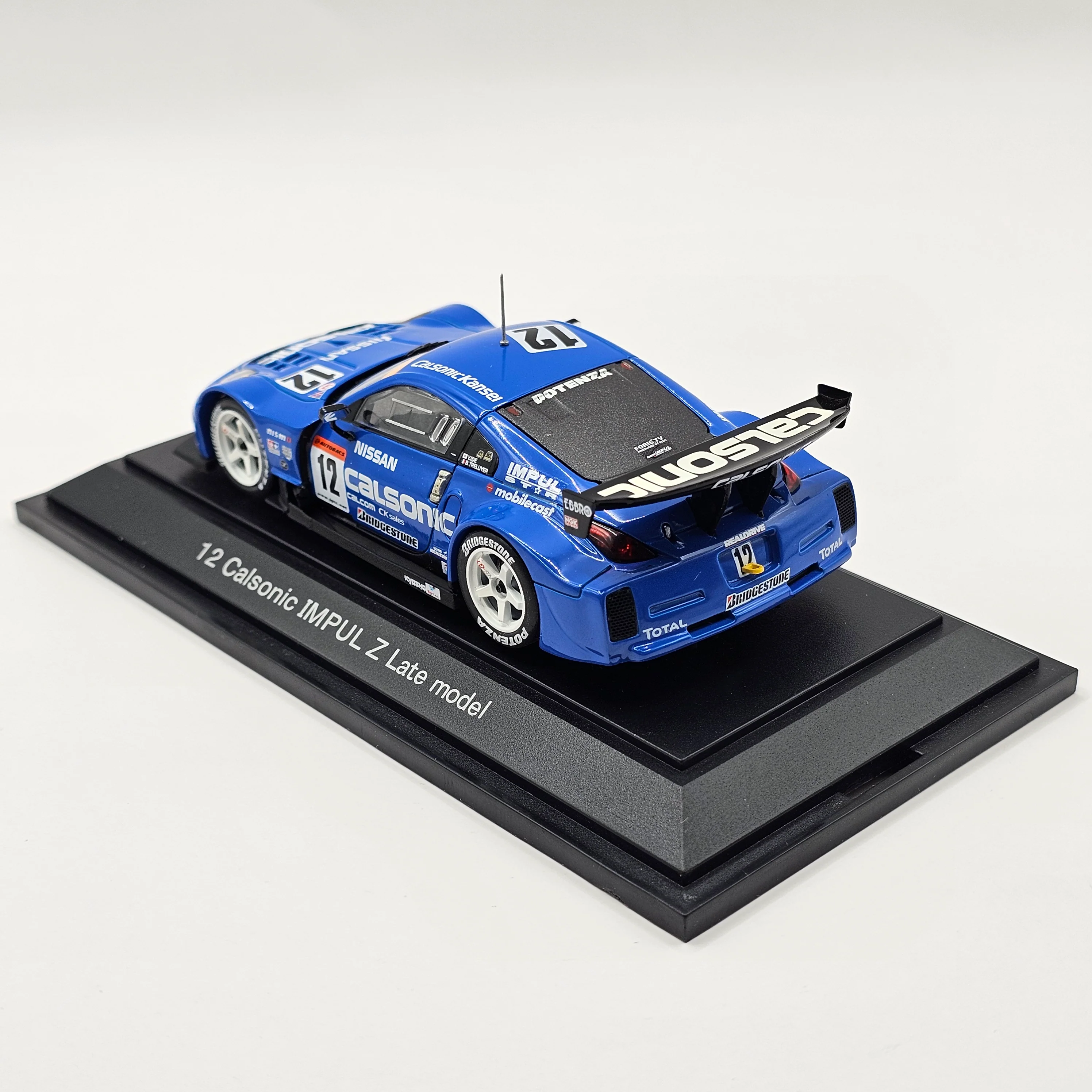 EBBRO Nissan Z No. 12 Calsonic Impul Late Version Super GT GT500 2004 1/43 Scale - Image 7