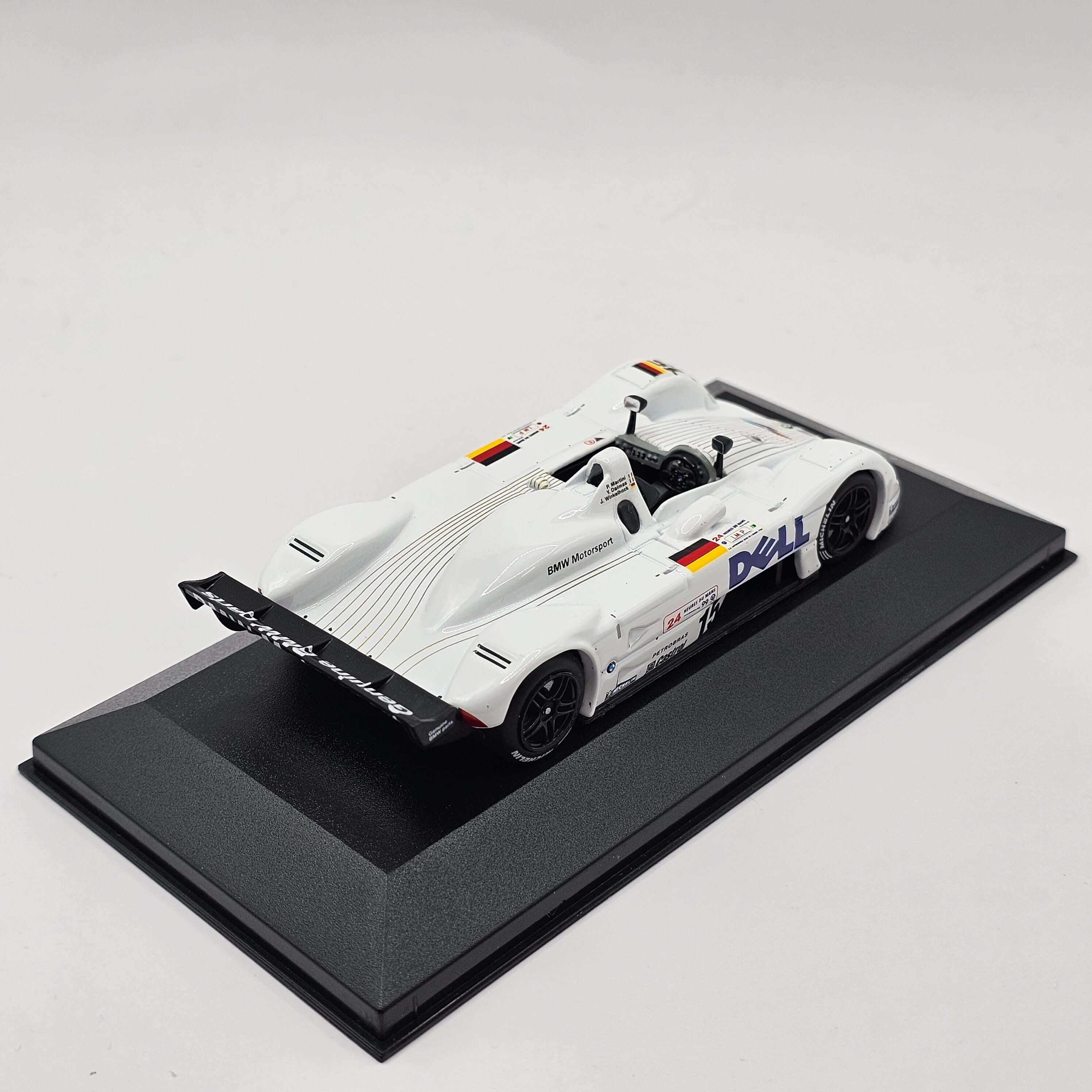 IXO BMW V12 LMR #15 Le Mans Winner 1999 1/43 Scale LM1999 - Image 5