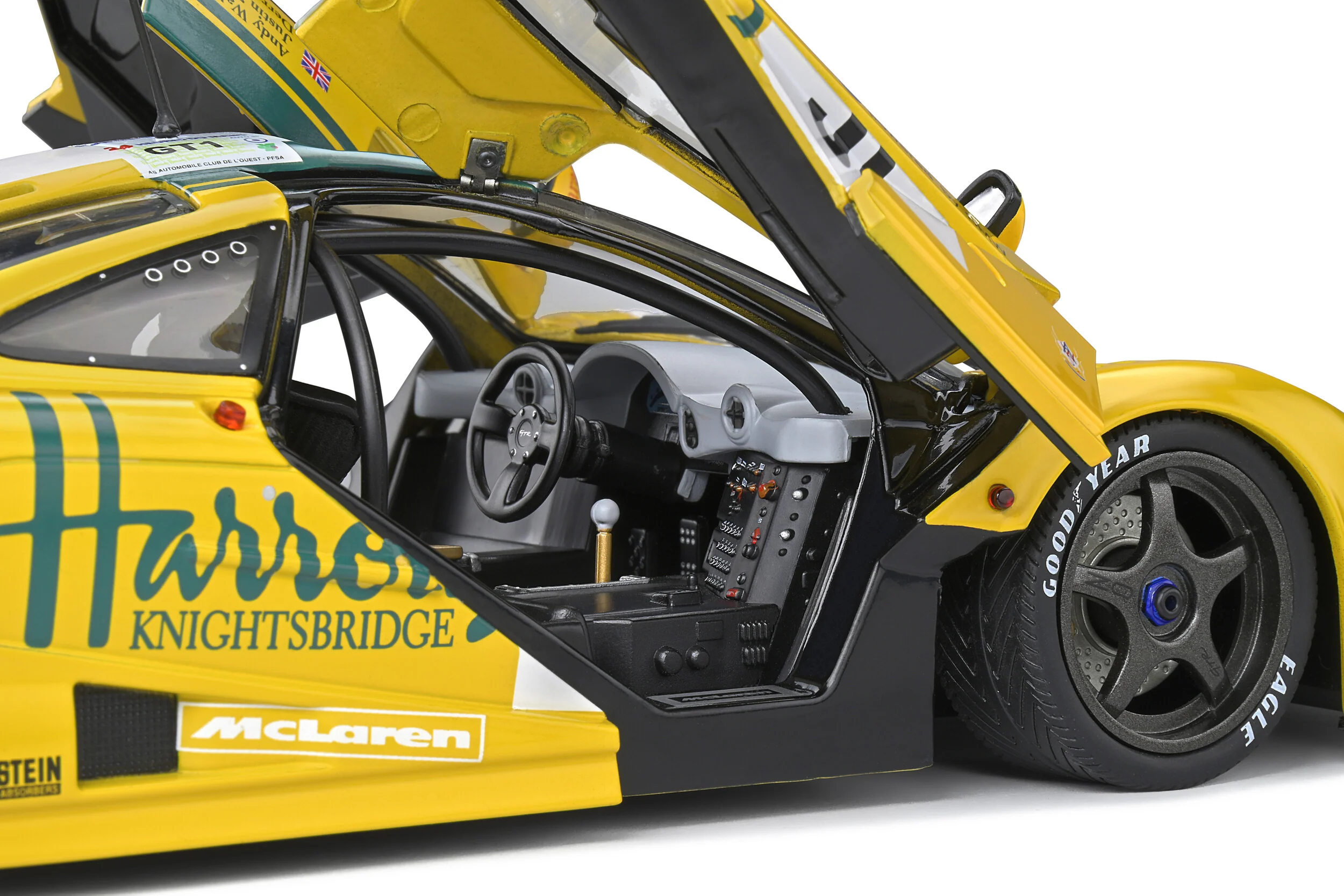 Solido McLaren F1 GT-R Short Tail 24H Le Mans 1995 - Harrods 1/18 Scale - Image 9
