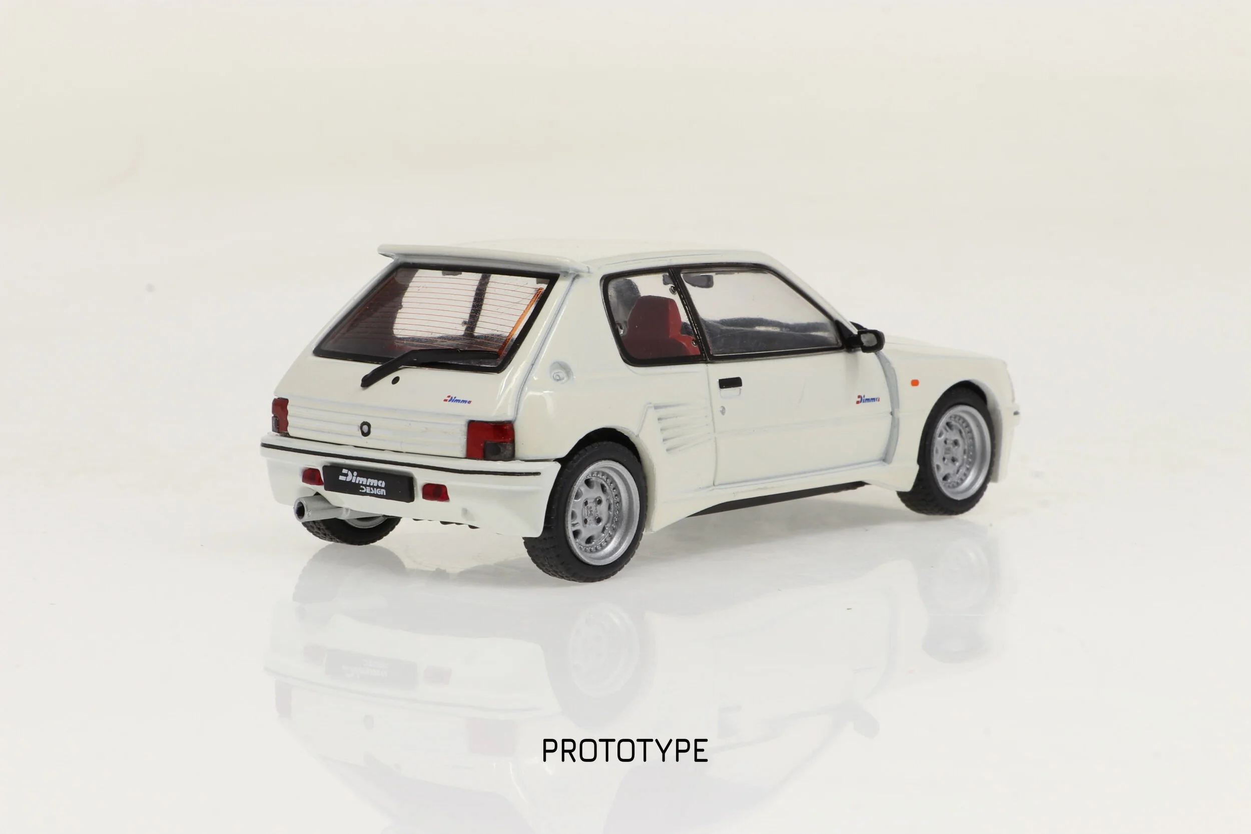 Solido Peugeot 205 GTI Dimma Body Kit 1989 White 1/43 Scale - Image 3