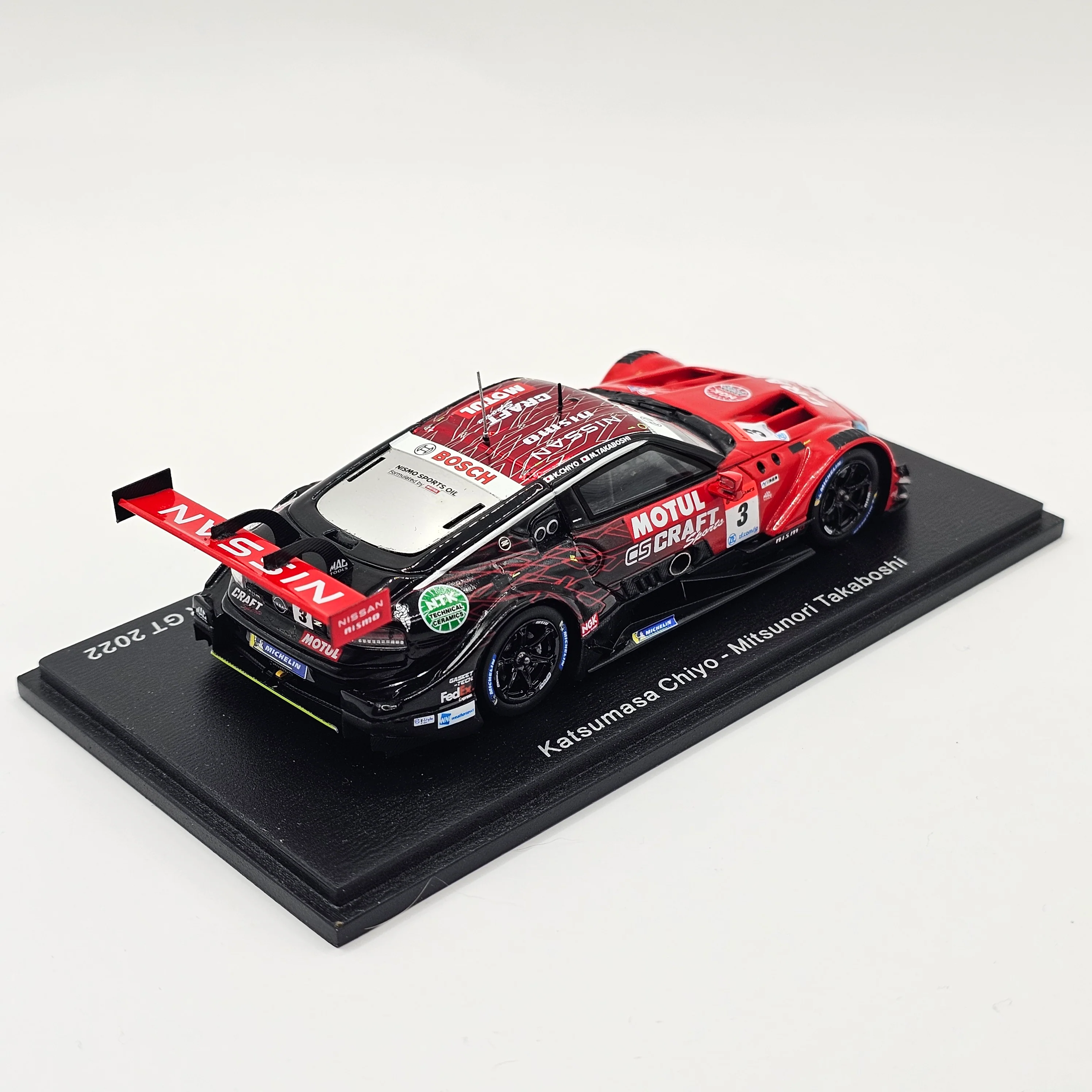 Spark Nissan Craftsports Motul Z #3 NDDP Racing GT500 Super GT 2022 Chiyo/Takaboshi 1/43 Scale - Image 5