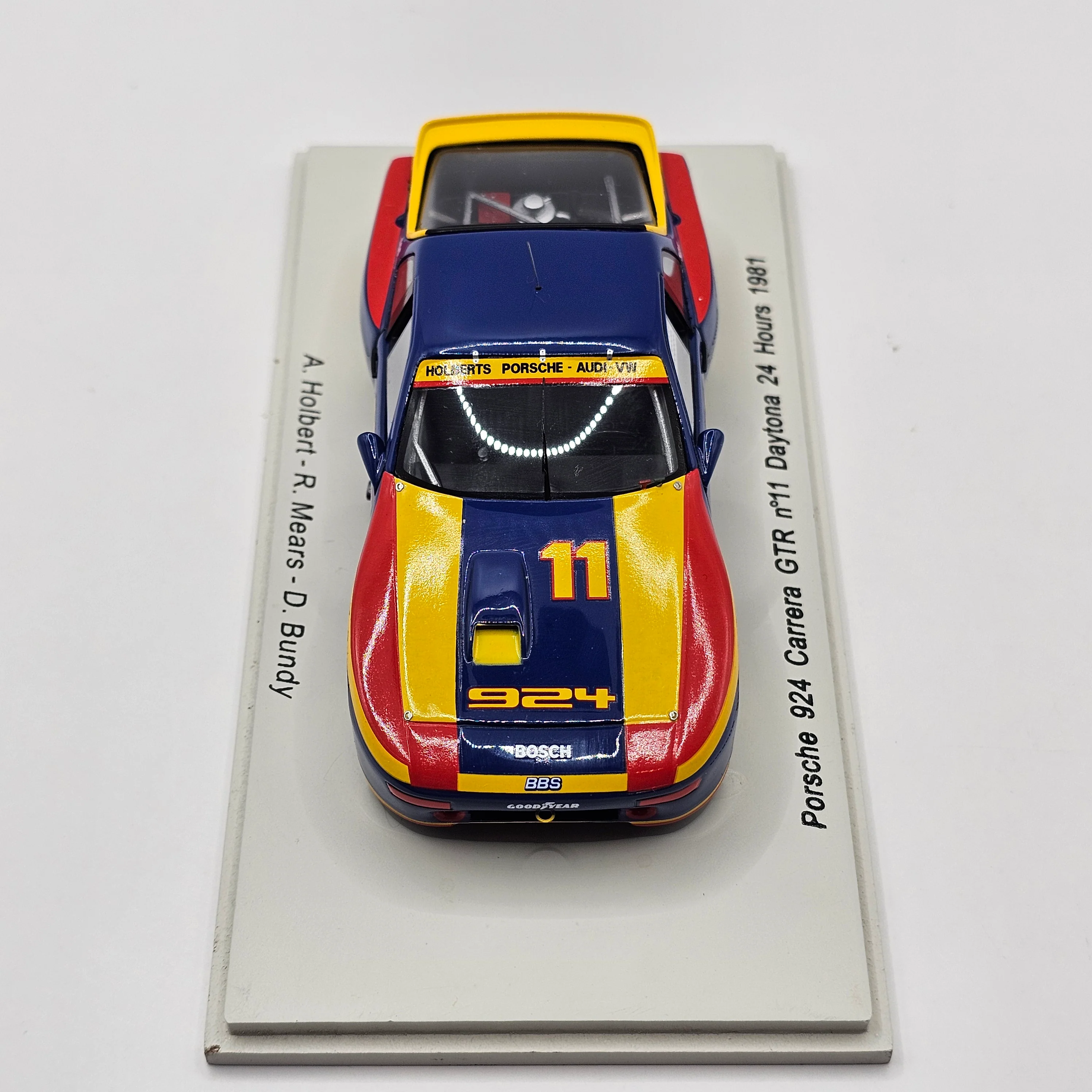 Spark Porsche 924 Carrera GTR #11 Holbert Racing 24Hrs Daytona 1981 1/43 Scale - Image 3