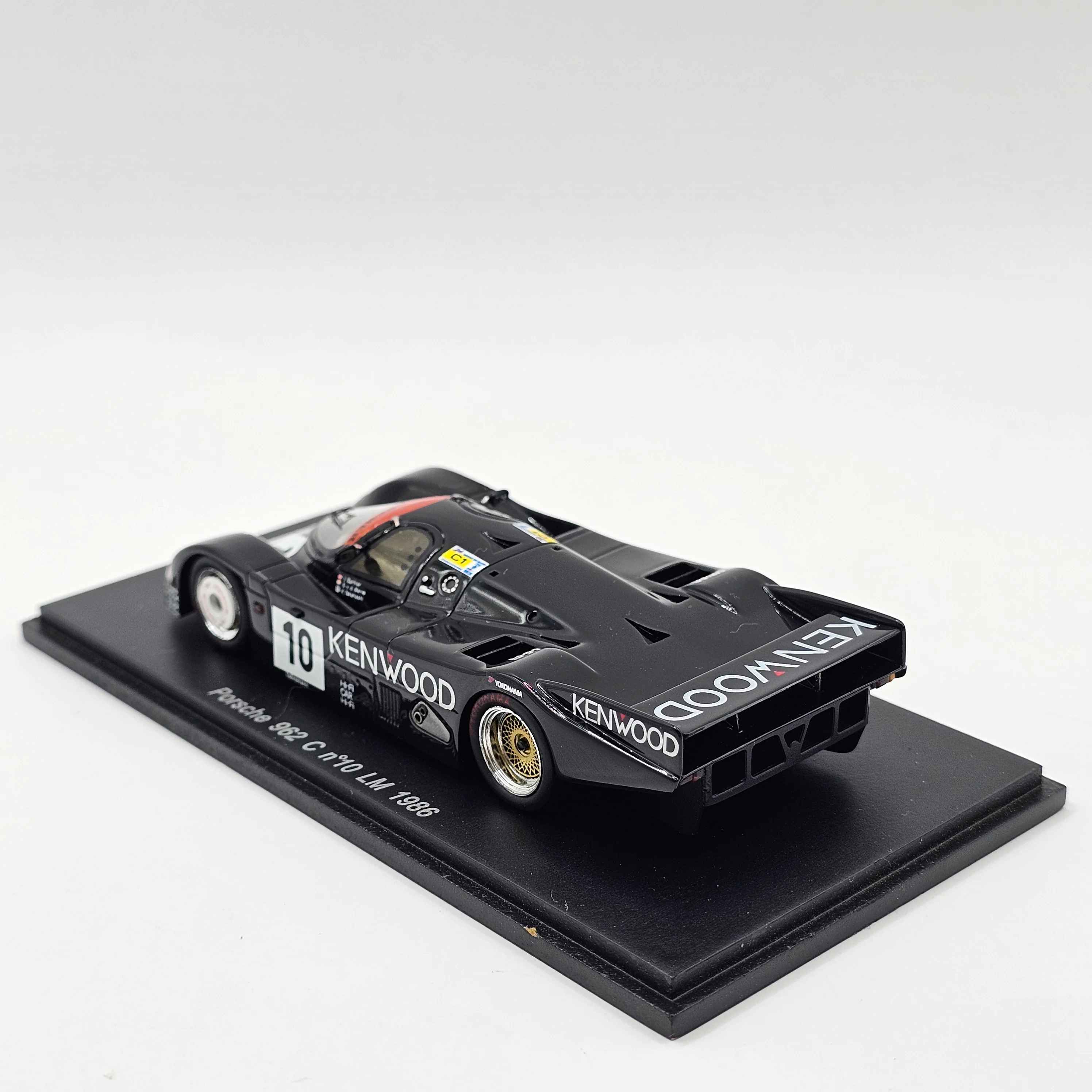 Spark Porsche 962C No.10 Porsche Kremer Racing Le Mans 1986 1/43 Scale KBS013 - Image 7